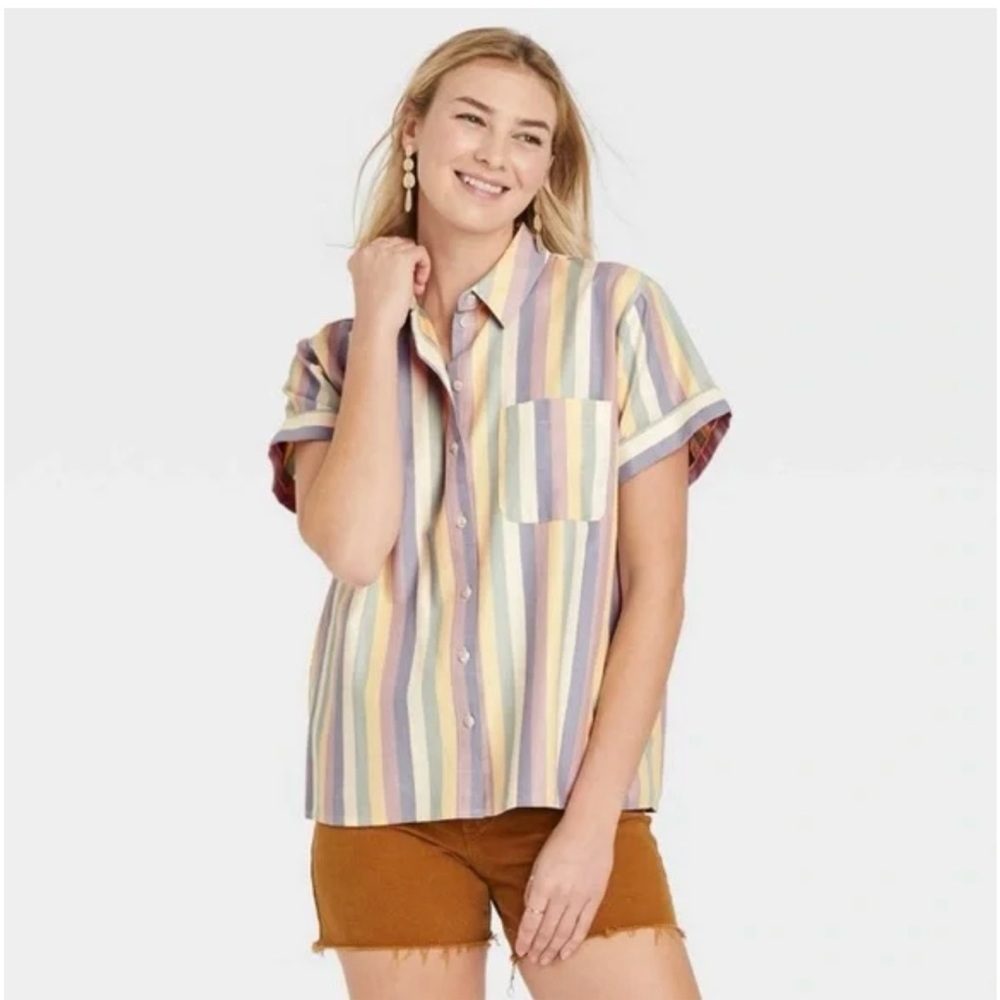 Universal Thread Pastel Striped Short Sleeve Shirt